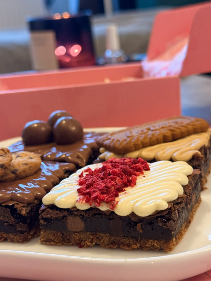 The Cookie Base Brownie Box