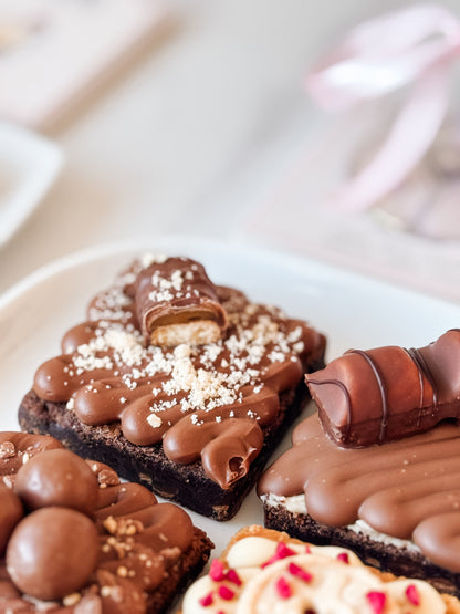 Our Signature brownie box